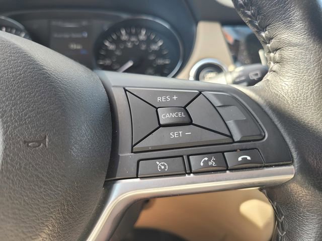 Used 2017 Nissan Rogue SL w/ SL Premium Package AWD/4WD image 27