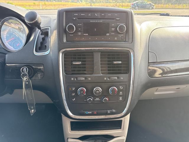 Used 2017 Dodge Grand Caravan SE w/ Power Window Group image 24