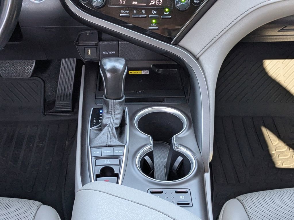 Used 2023 Toyota Camry XLE w/ Navigation Package image 16
