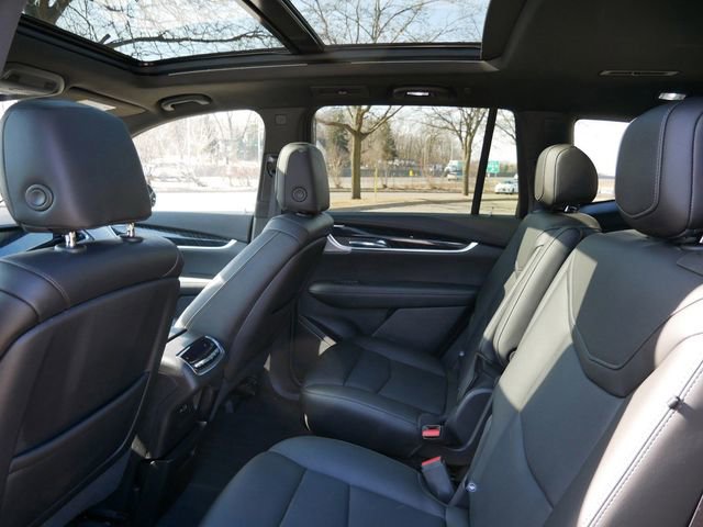 Used 2021 Cadillac XT6 Premium Luxury AWD/4WD image 9