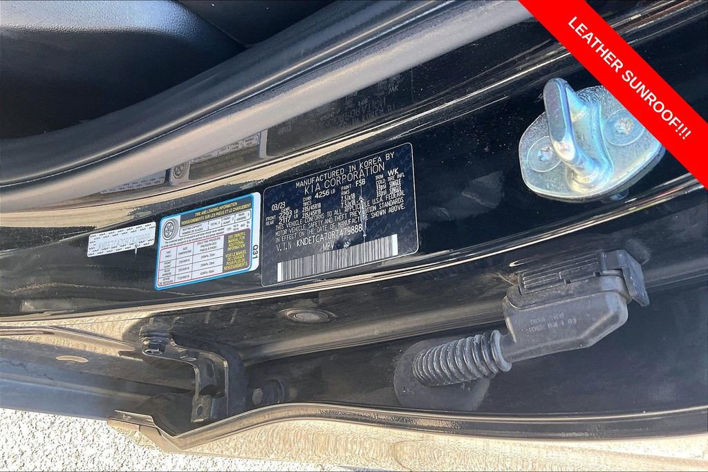 Used 2024 Kia Seltos SX w/ SX Sunroof Package AWD/4WD image 32