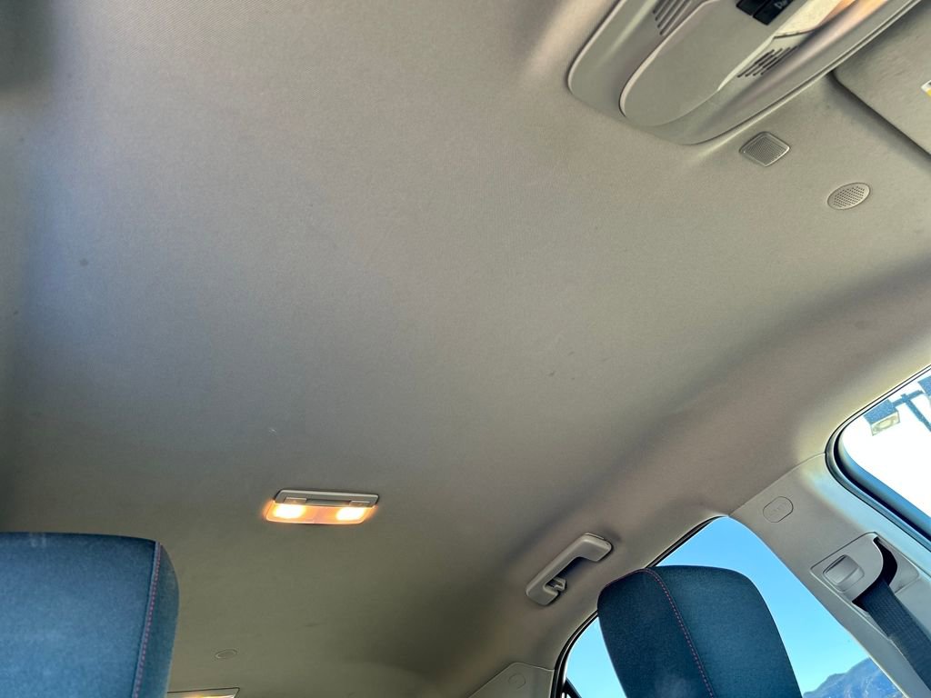 Used 2017 Chevrolet Equinox LT w/ Convenience Package image 29