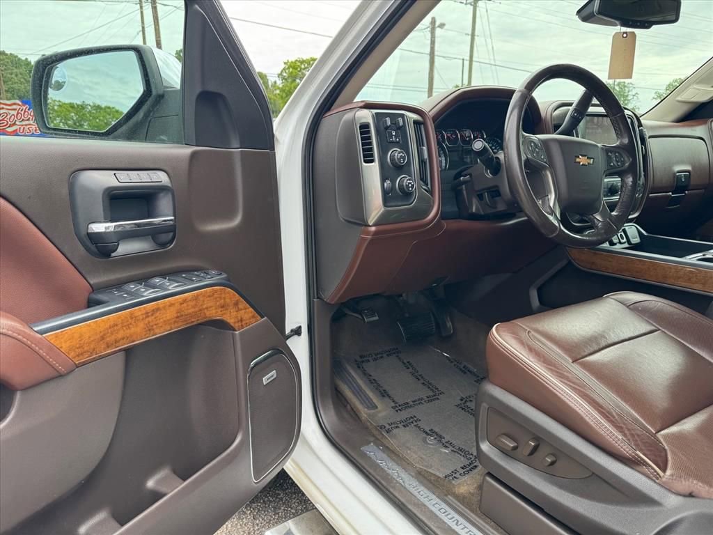 Used 2018 Chevrolet Silverado 1500 High Country AWD/4WD image 13