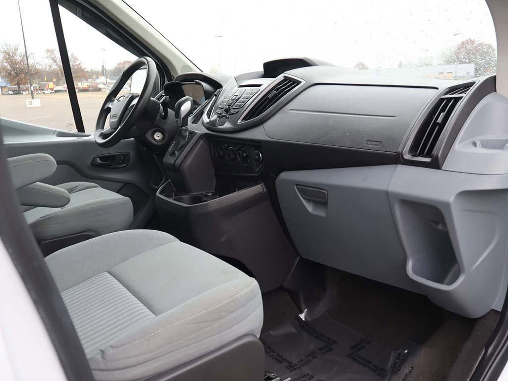 Used 2015 Ford Transit 350 XLT image 20