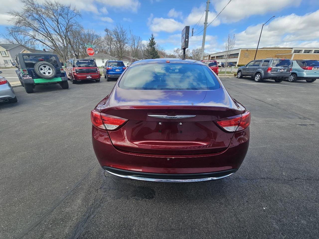 Used 2016 Chrysler 200 Limited image 9
