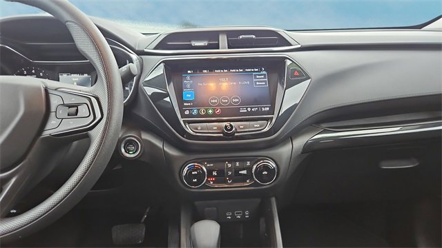 Used 2023 Chevrolet TrailBlazer LT w/ Convenience Package image 10