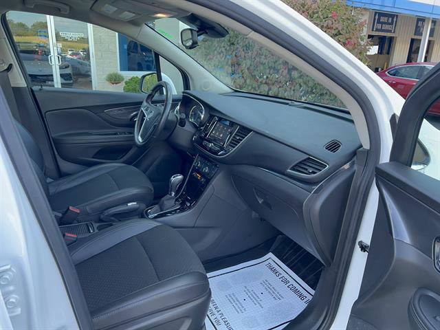 Used 2022 Buick Encore Preferred w/ Safety Package image 17