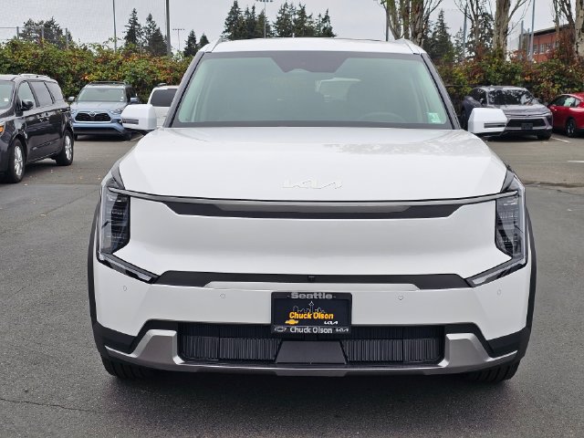 New 2026 Kia EV9 Wind AWD/4WD image 8