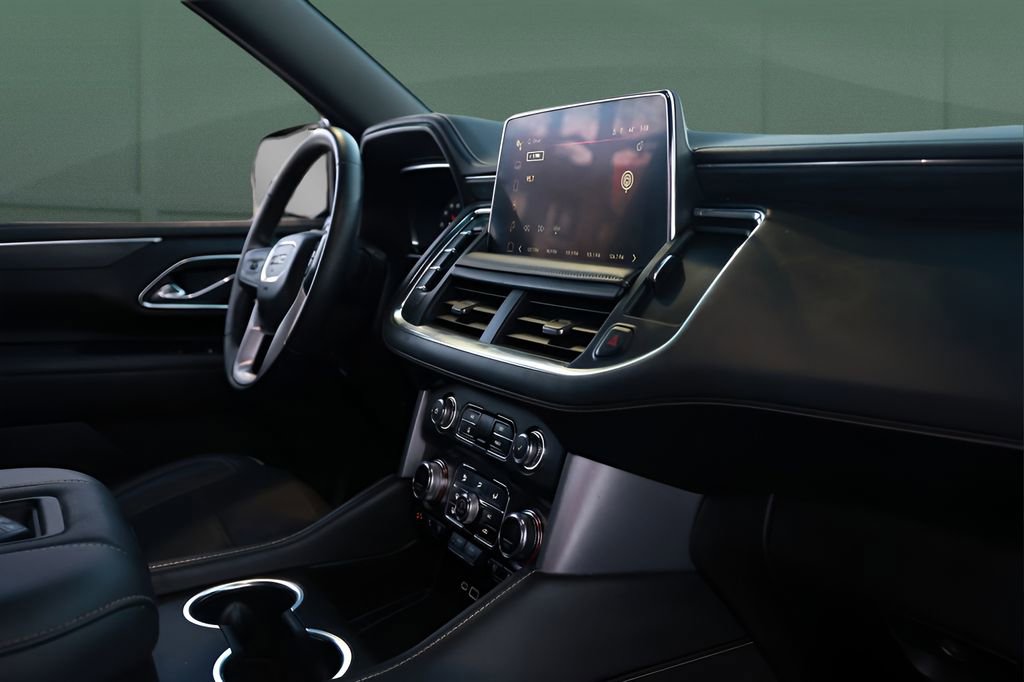 Used 2024 GMC Yukon SLT image 18