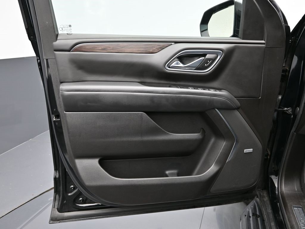 Used 2021 Chevrolet Tahoe LT w/ Max Trailering Package image 9