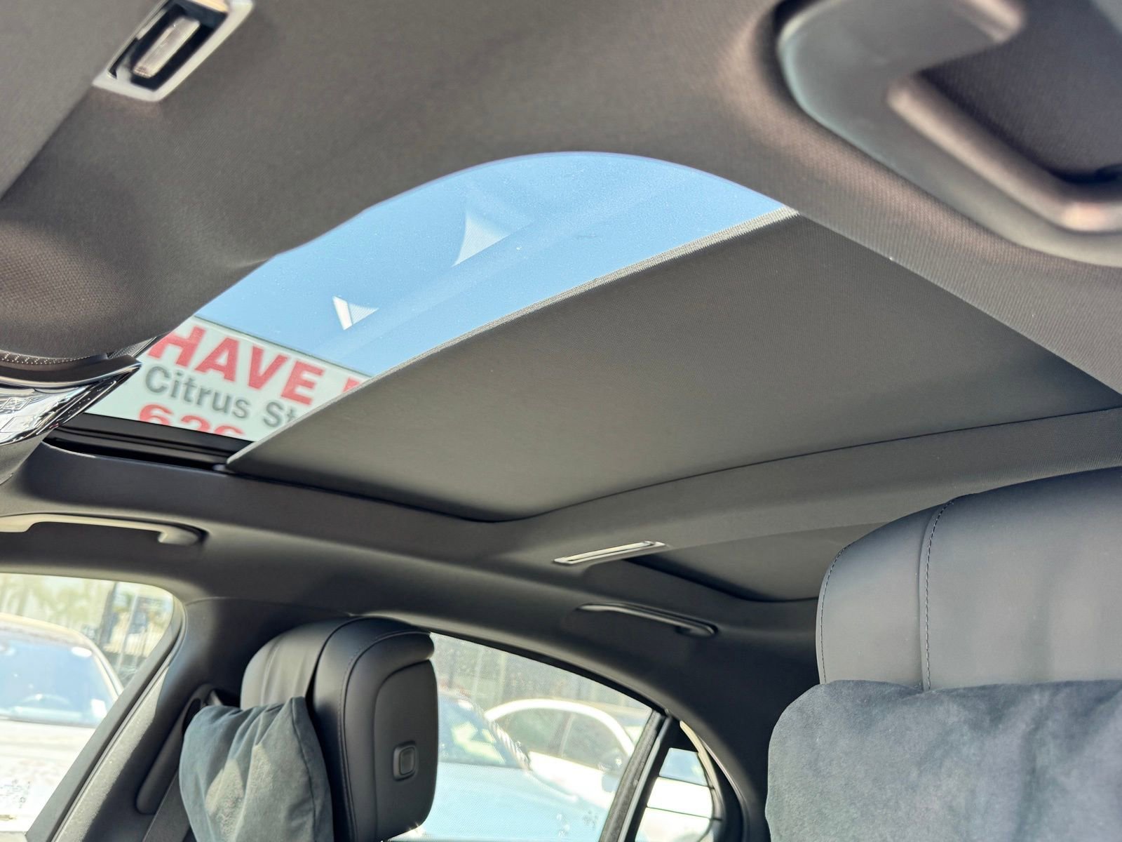 New 2025 Mercedes-Benz S 580e 4MATIC Sedan image 21