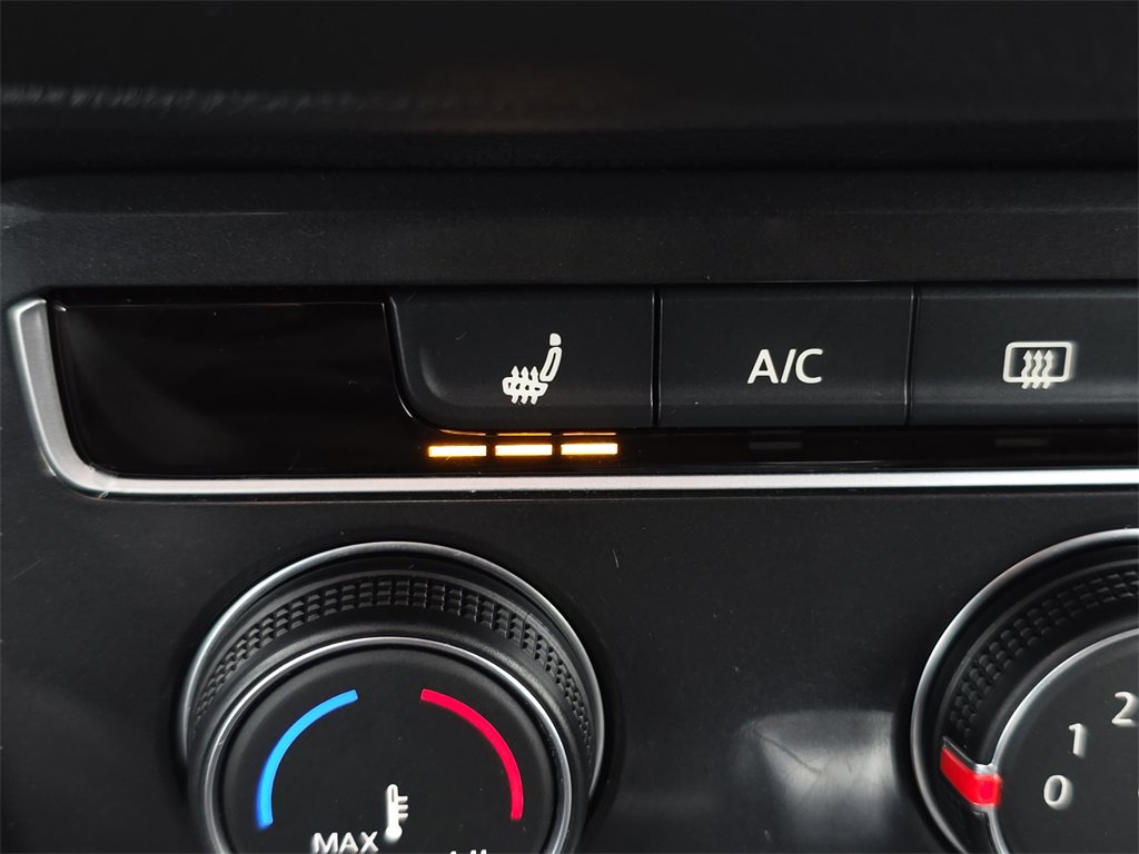 Used 2024 Volkswagen Tiguan S image 32