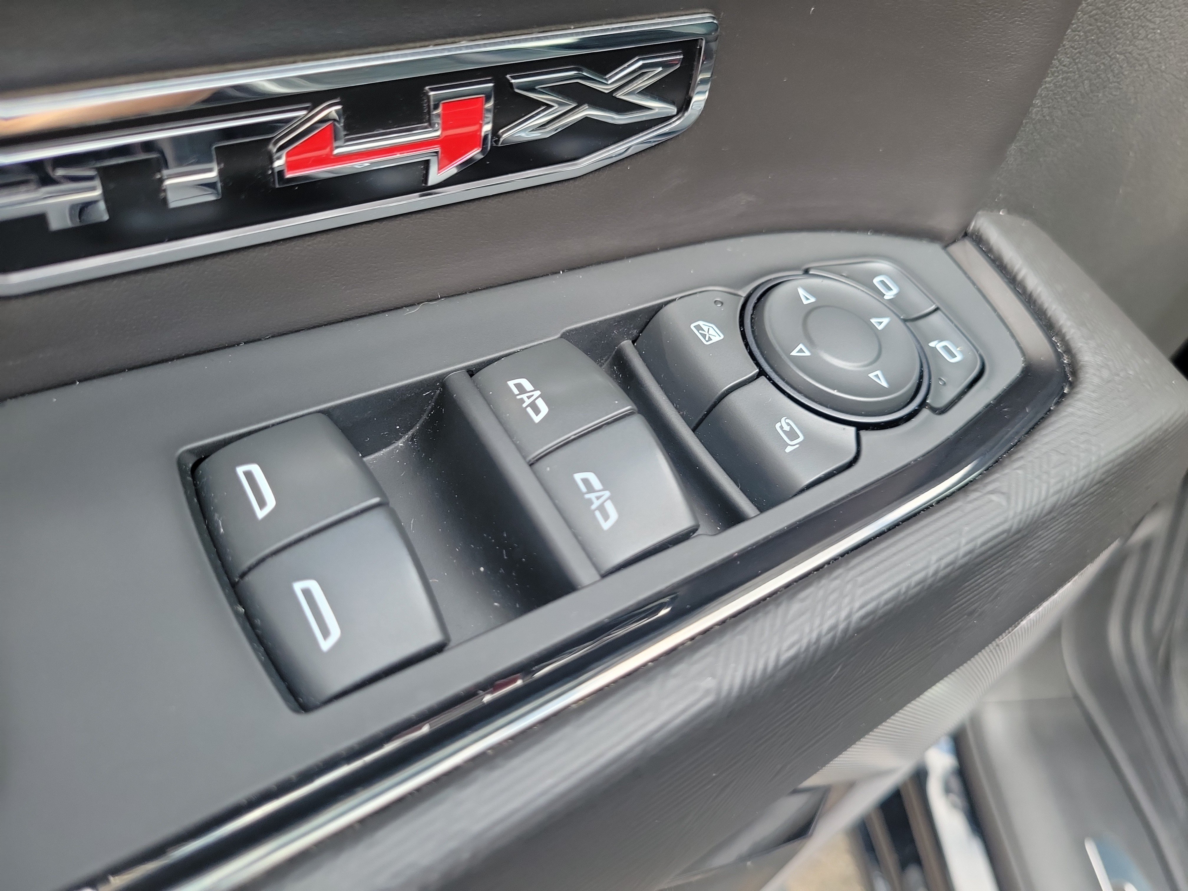 Used 2023 GMC Sierra 1500 AT4X AWD/4WD image 19