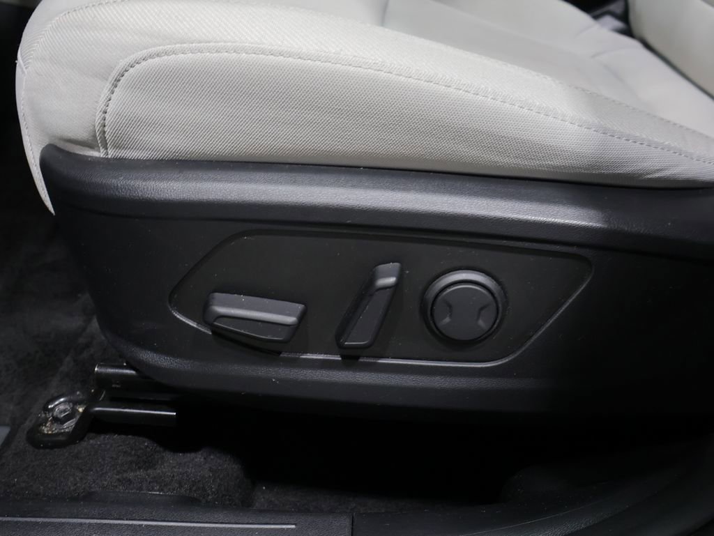 Used 2025 Hyundai Tucson SEL FWD image 10