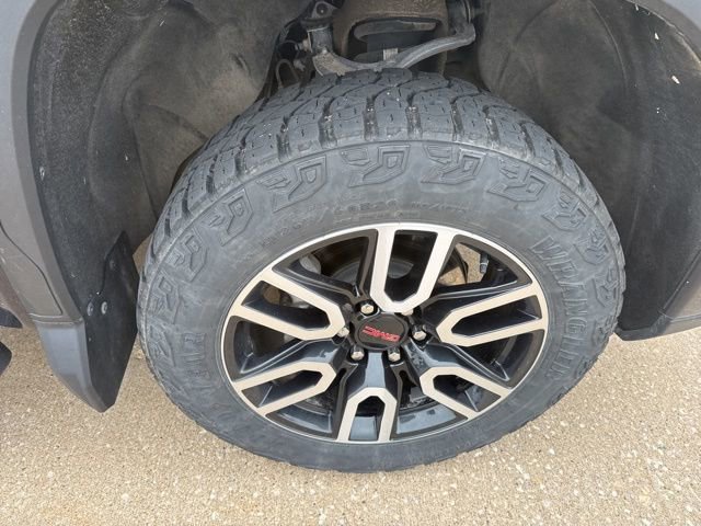 Used 2023 GMC Sierra 1500 AT4 w/ AT4 Preferred Package image 24