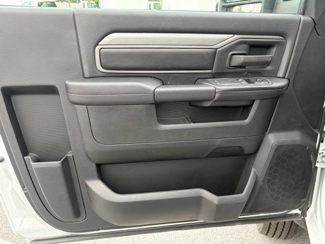 New 2026 RAM 5500 Tradesman AWD/4WD image 10