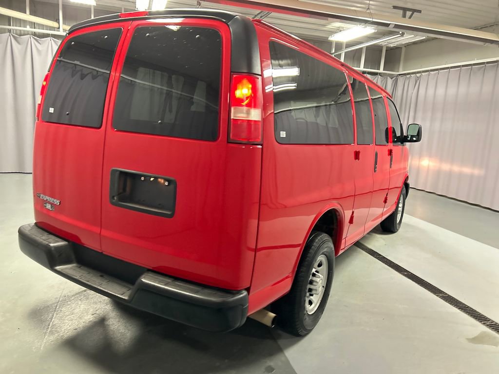 Used 2017 Chevrolet Express 2500 LS image 7