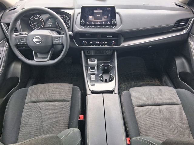 Used 2026 Nissan Rogue SV FWD image 9