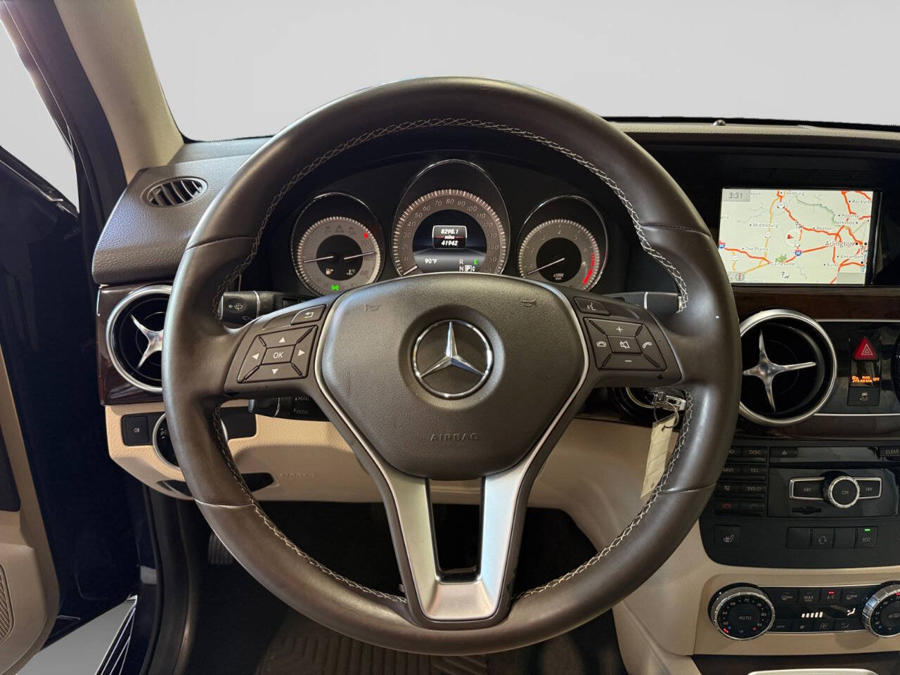 Used 2015 Mercedes-Benz GLK 350 4MATIC w/ Premium 1 Package image 13