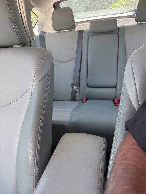 Used 2015 Toyota Prius Four FWD image 21