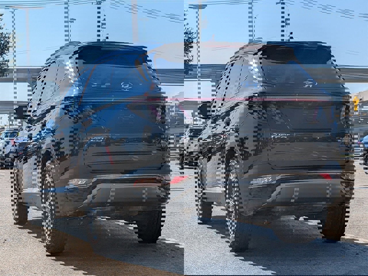 Used 2023 Hyundai Tucson Limited image 4