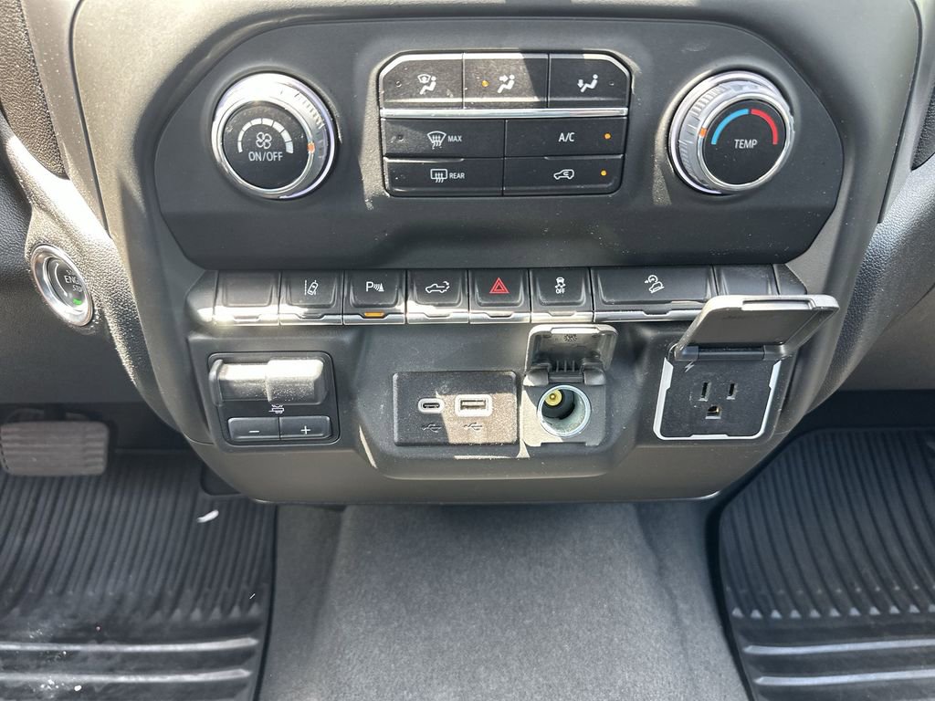 Certified 2025 Chevrolet Silverado 2500 Custom w/ Custom Value Package AWD/4WD image 34