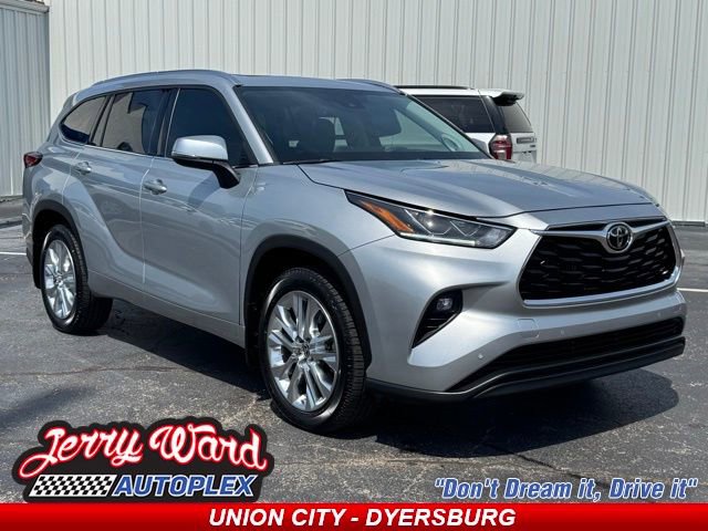 Used 2023 Toyota Highlander Limited image 1