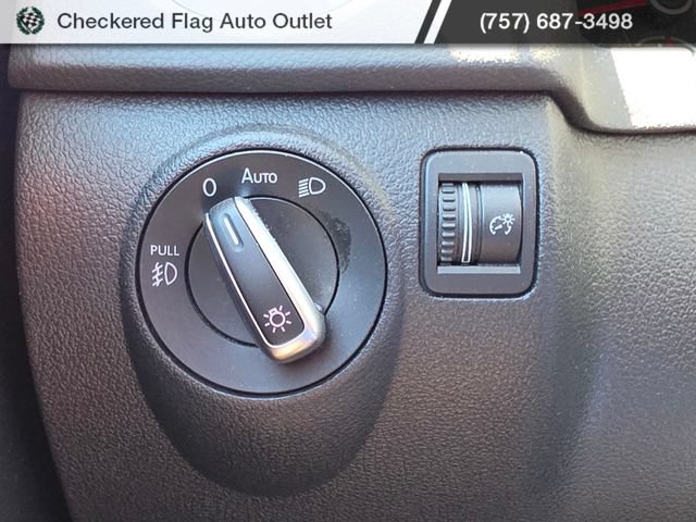 Used 2017 Volkswagen Tiguan Sport AWD/4WD image 12