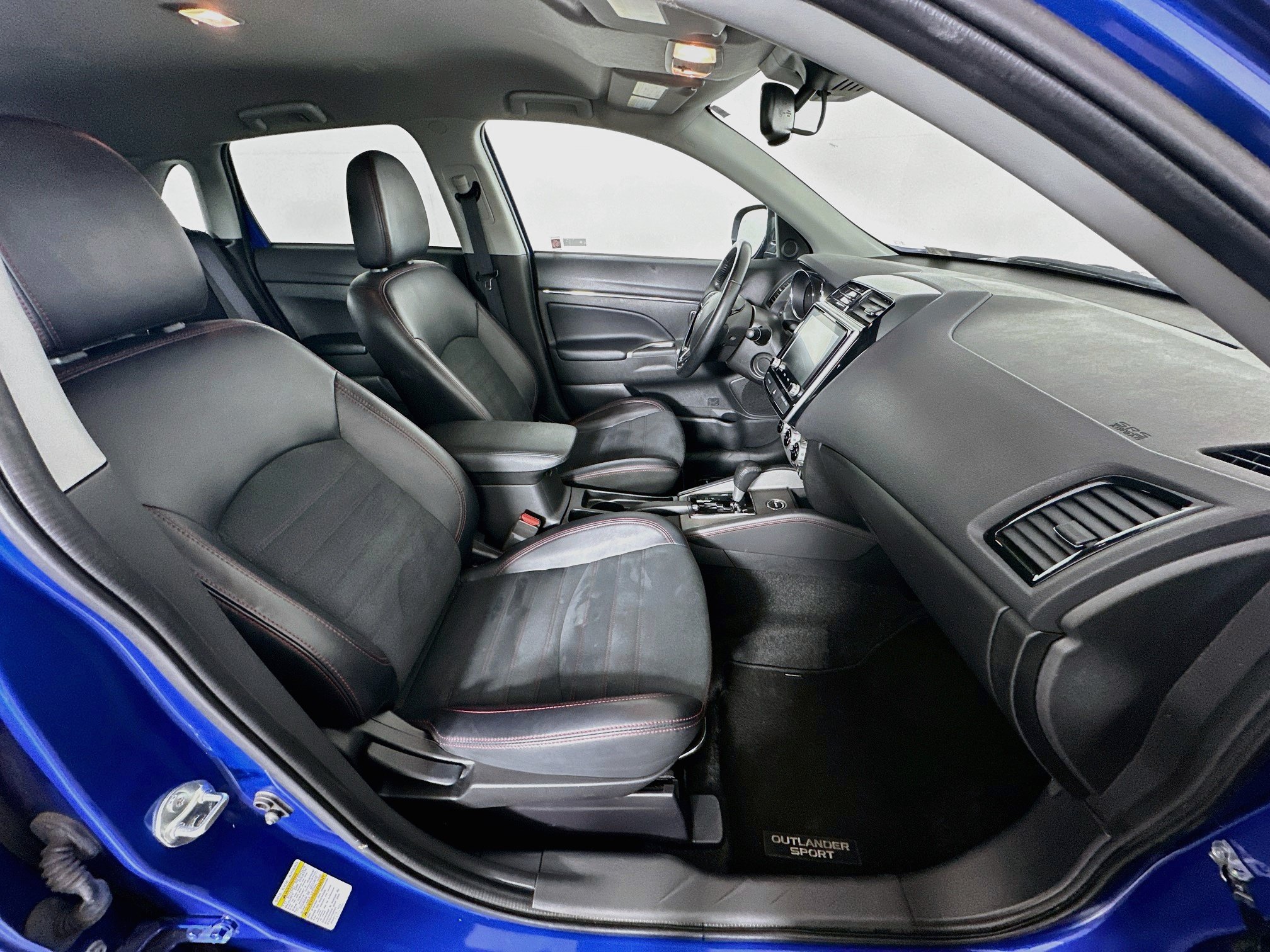 Used 2024 Mitsubishi Outlander Sport AWD image 29