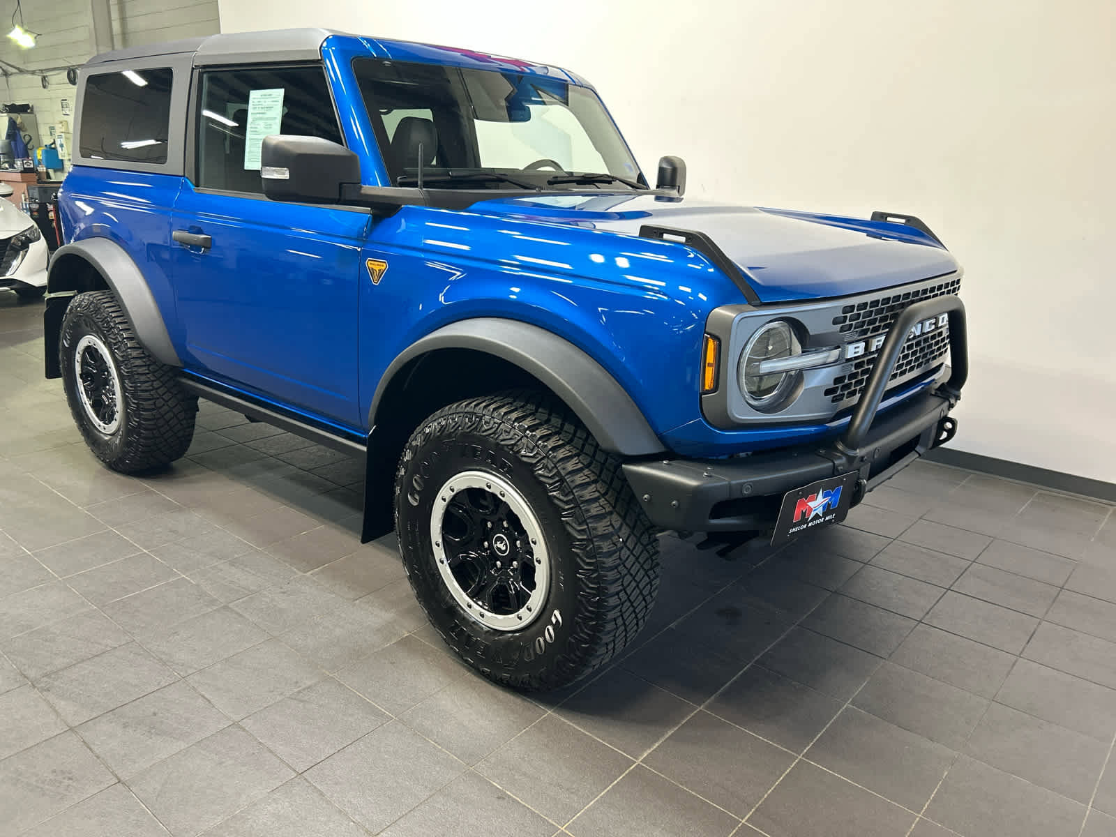 Used 2023 Ford Bronco Badlands AWD/4WD image 2