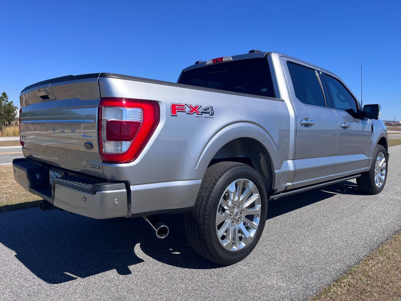 Used 2022 Ford F150 Platinum w/ Equipment Group 701A High image 12