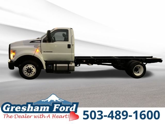 Used 2026 Ford F650 Base RWD image 2