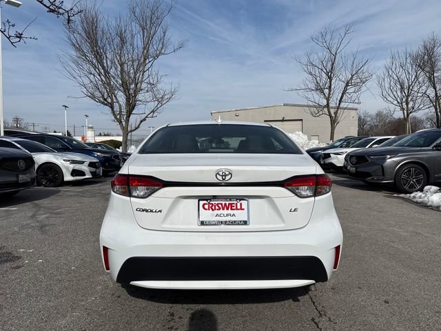 Used 2022 Toyota Corolla LE image 4