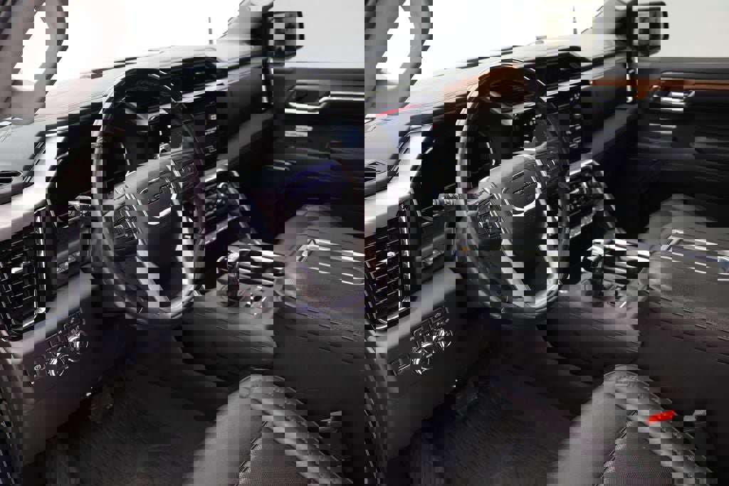 Used 2022 GMC Sierra 1500 Denali w/ Denali Reserve Package image 20