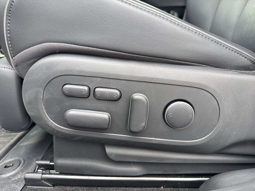 Used 2023 Hyundai Ioniq 5 Limited image 11