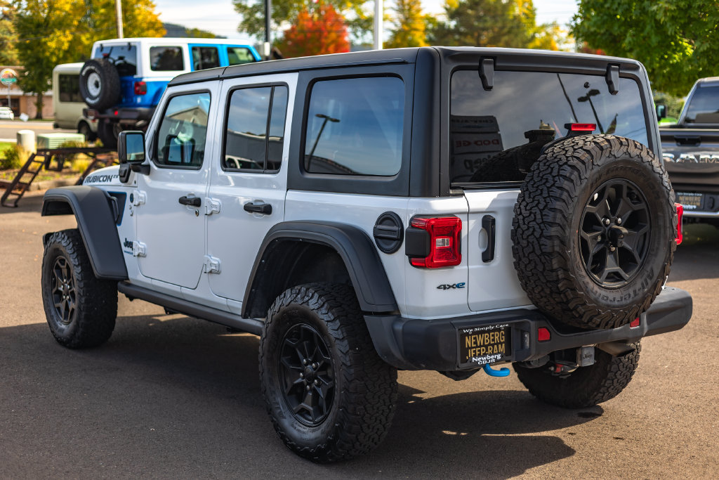 Used 2023 Jeep Wrangler Unlimited Rubicon 4xe AWD/4WD image 10