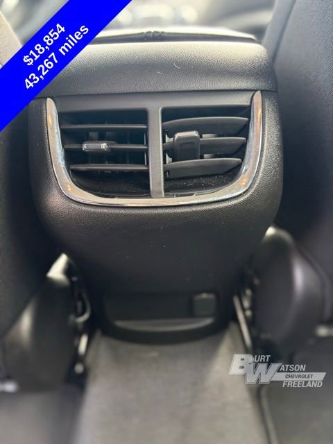 Used 2024 Chevrolet Malibu LT image 28