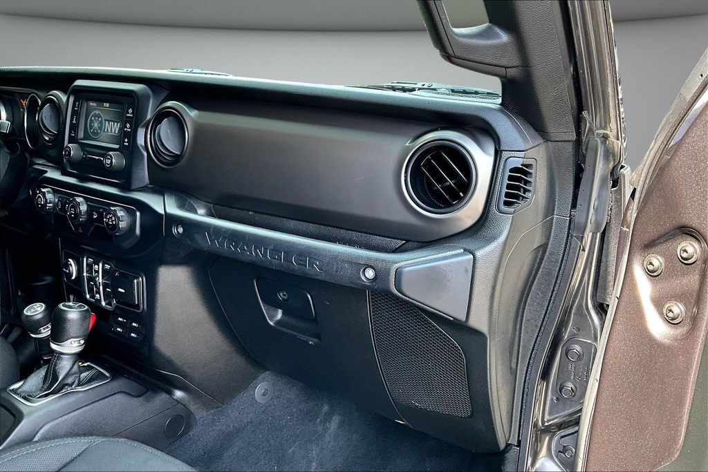 Used 2019 Jeep Wrangler Unlimited Sport S AWD/4WD image 26