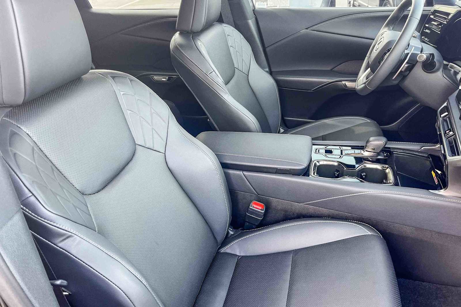 Certified 2025 Lexus RX 350 FWD w/ Technology Package image 16