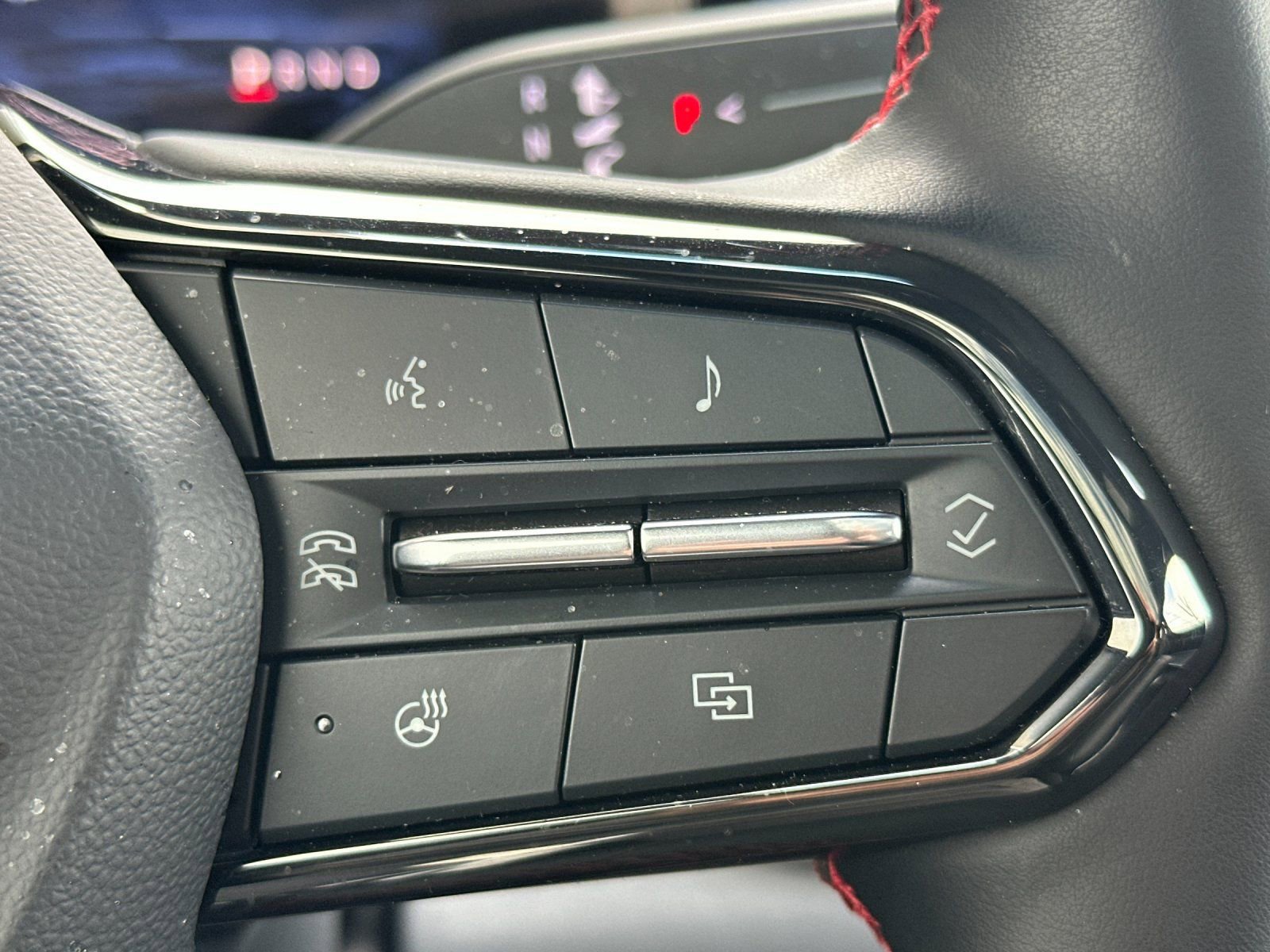 Used 2024 Chevrolet Silverado EV RST image 32