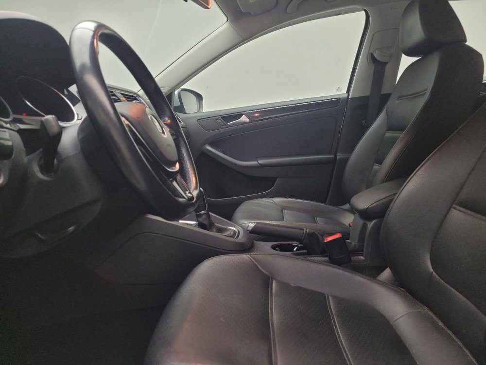 Used 2016 Volkswagen Jetta SEL w/ Lighting Package image 17