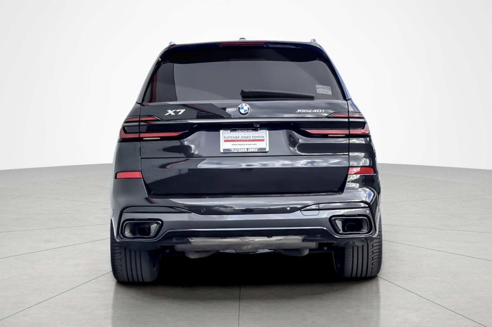 Used 2024 BMW X7 xDrive40i w/ M Sport Package image 4