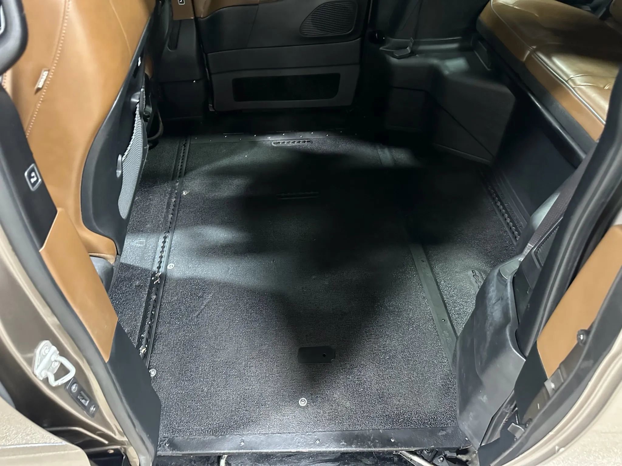 Used 2017 Chrysler Pacifica Limited w/ Advanced Safetytec Group image 22