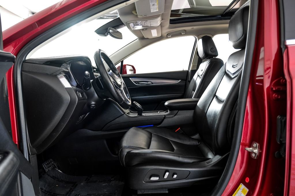 Used 2019 Cadillac XT5 Premium Luxury image 3