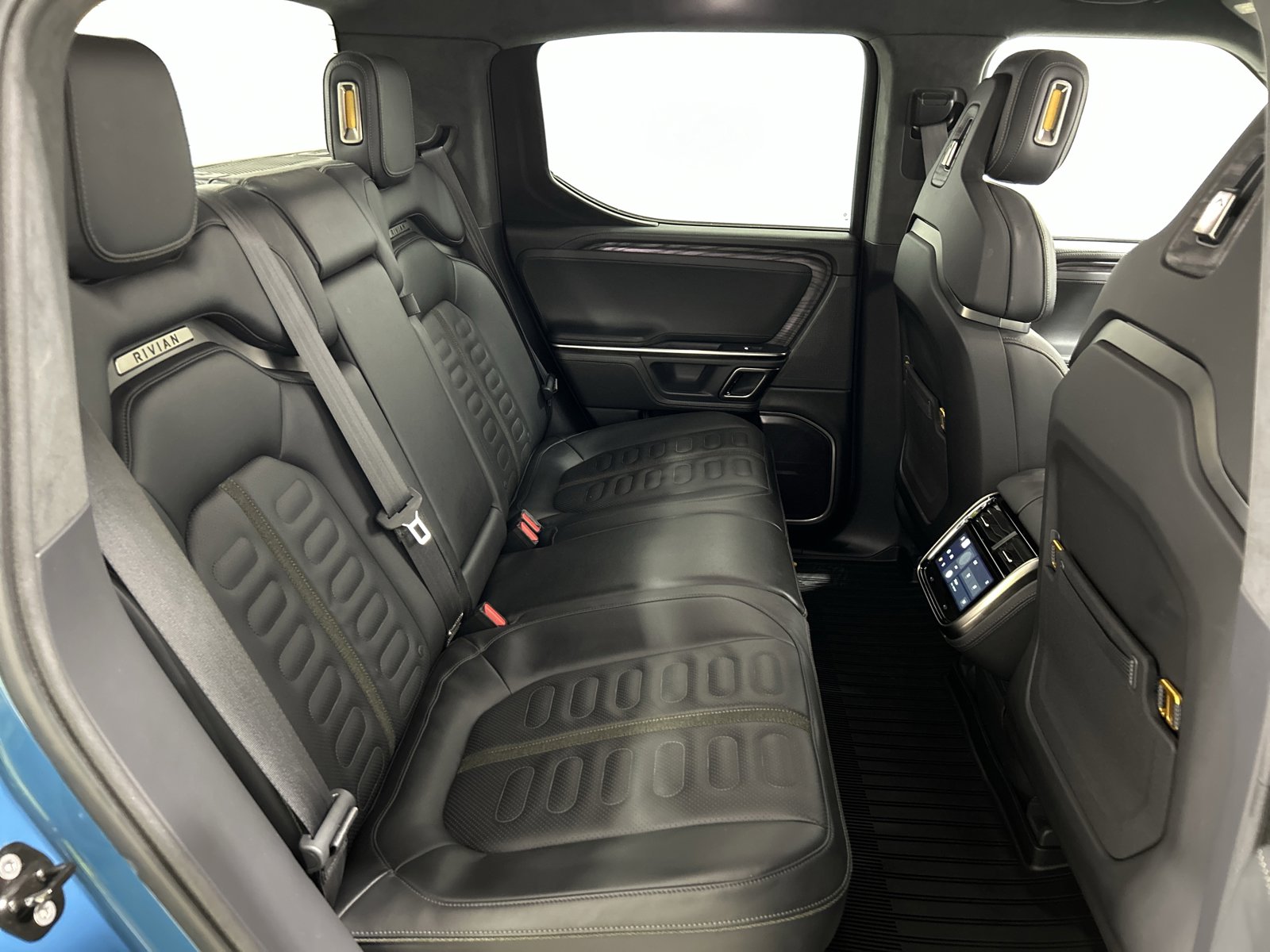 Used 2022 Rivian R1T Launch Edition AWD/4WD image 22