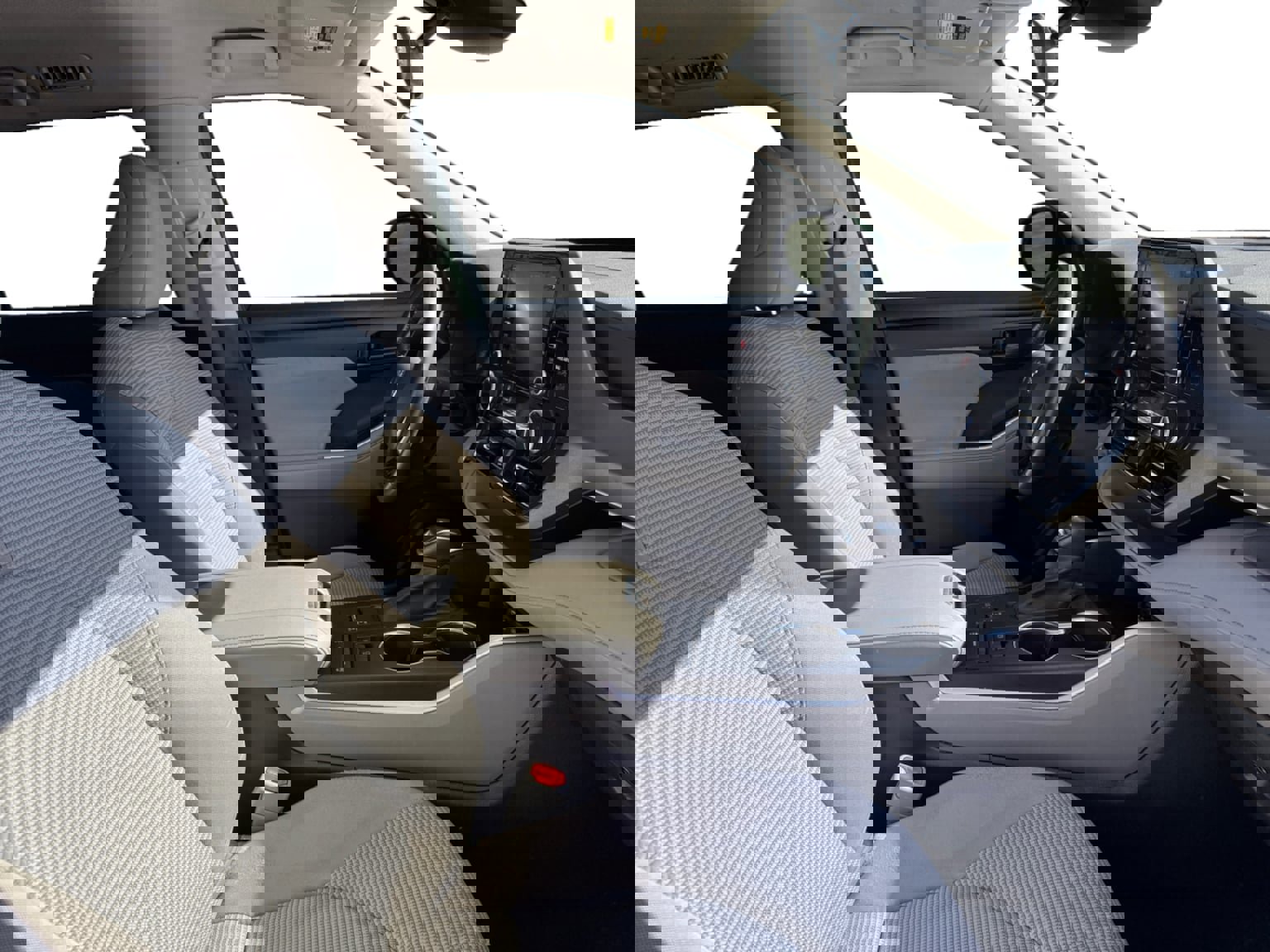 Used 2021 Toyota Highlander LE image 61