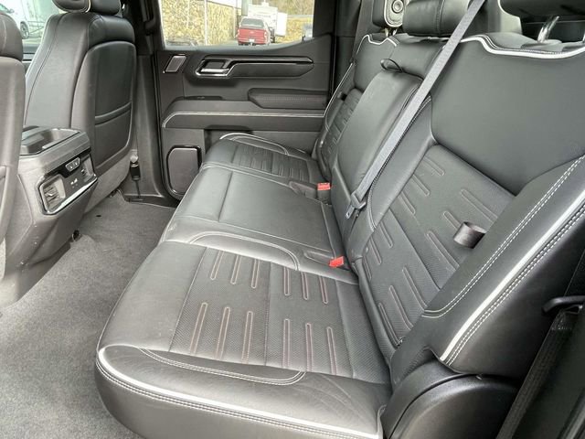 Used 2022 GMC Sierra 1500 AT4X image 11