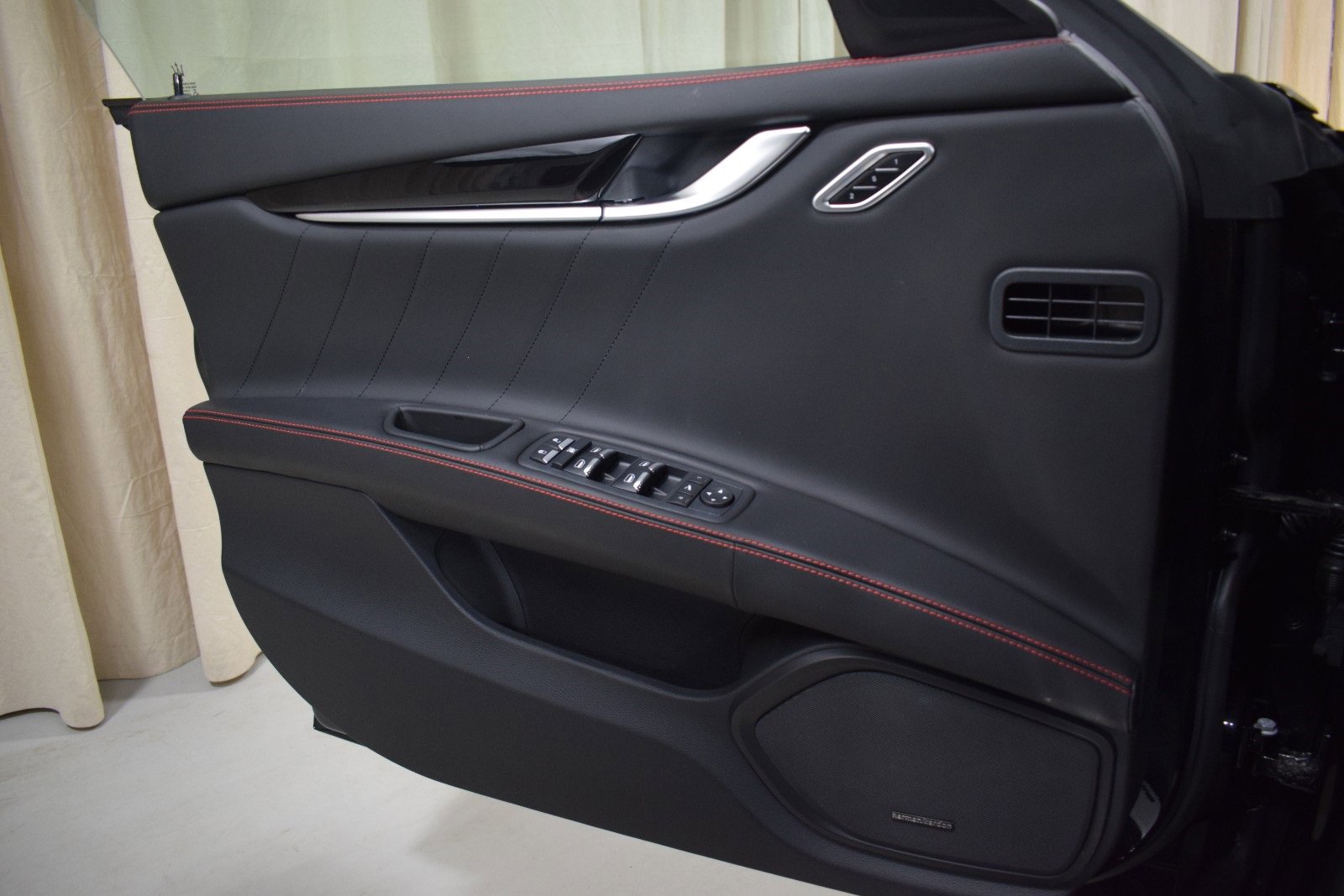 Certified 2024 Maserati Ghibli Modena Ultima Q4 image 38