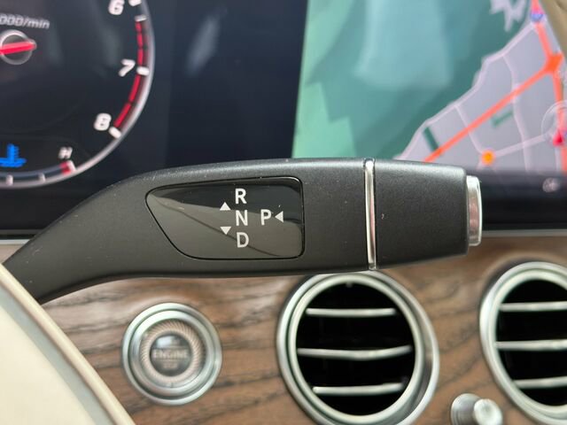 Used 2018 Mercedes-Benz E 400 4MATIC Wagon image 28