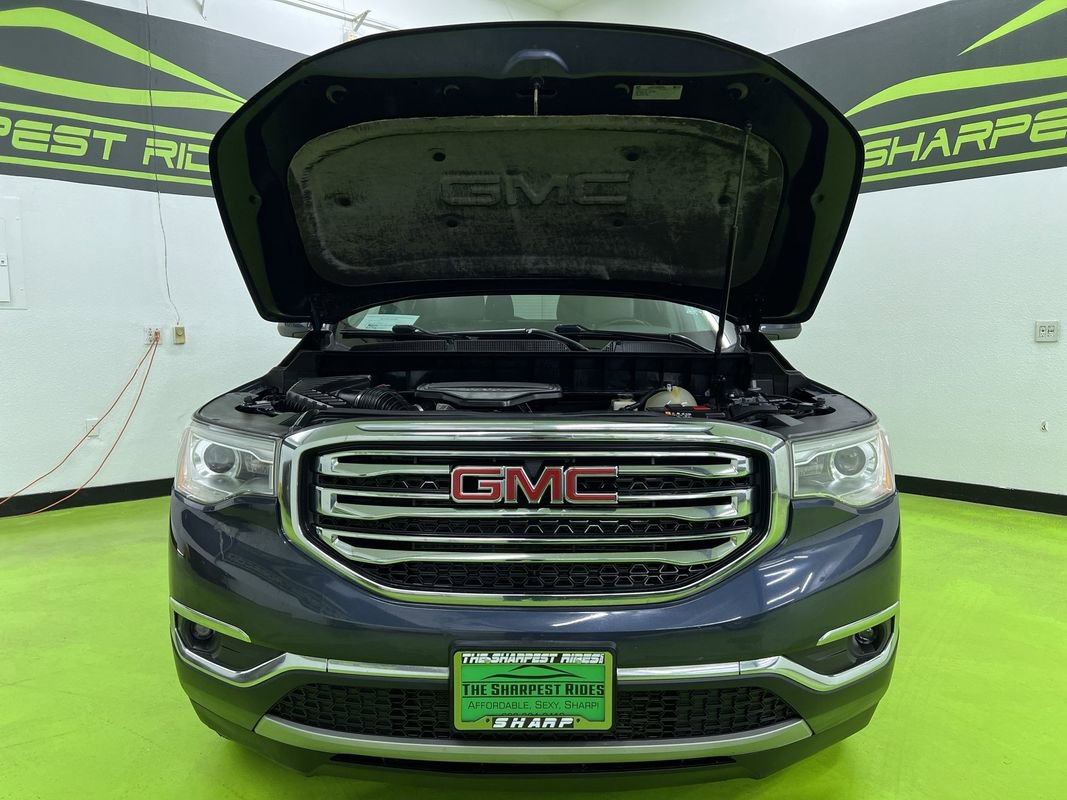Used 2018 GMC Acadia SLT w/ LPO, Floor Liner Package FWD image 4
